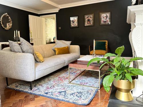 Kemptown Apartment | Cosy Courtyard Apartment in Kemptown