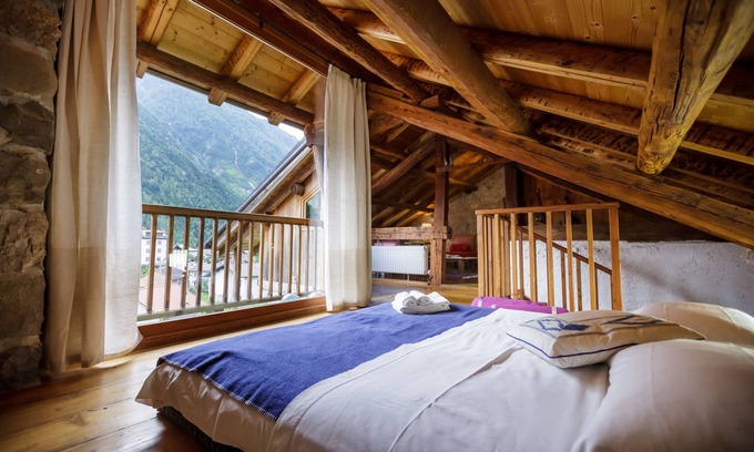 La Valle Agordina House | Cosy Holiday Home "La Pita" with Mountain View, Balcony, Fireplace and Wi-Fi