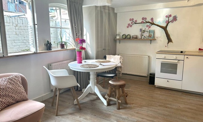 Noordwijk Apartment | Cosy Home - with garden 2 min walk from beach