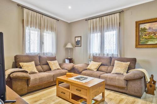 San Bartolome de Pinares House | Cosy House in San Bartolomé de Pinares with Mountain View