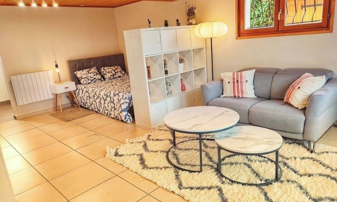 Arenthon Apartment | Cosy studio in the heart of the Alps