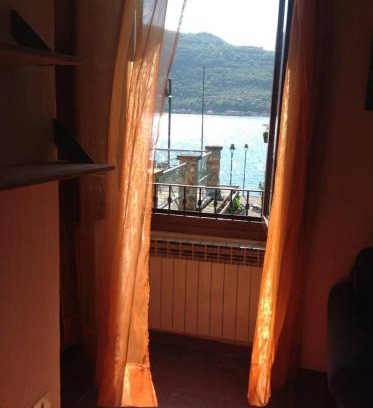 Sale Marasino Apartment | Cosy studio step from the Iseo lake.