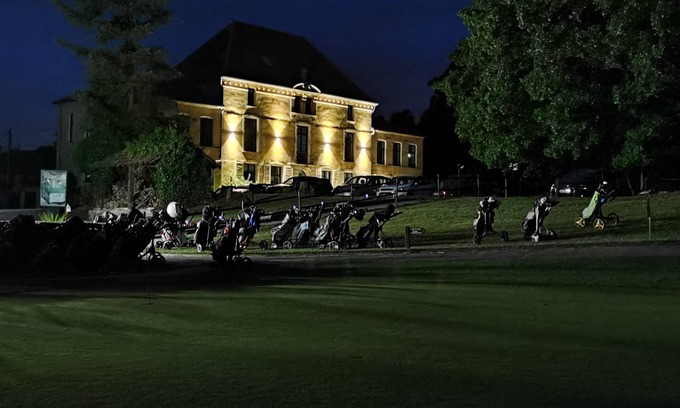 Combles-dn-Barrois Hotel | Cote Green