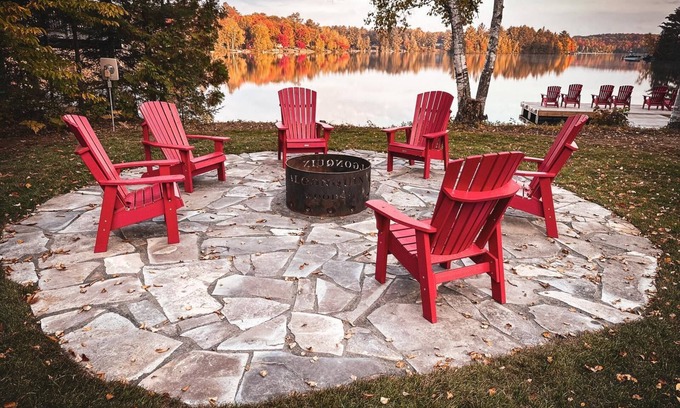 Scotia Cottage | Cottage 2 at Algonquin Woods cottage resort on beautiful Clear Lake