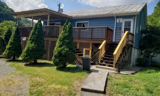 Thorpe Cabin | Cottage 3 In Kimball next to HMT has HOT TUB/NO BUNKS. We offer ATV Rentals!