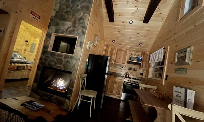 Old Forge Cottage | Cottage "5th Lake" 2-Bedroom, Waterfront Cottage at The Lakes Old Forge