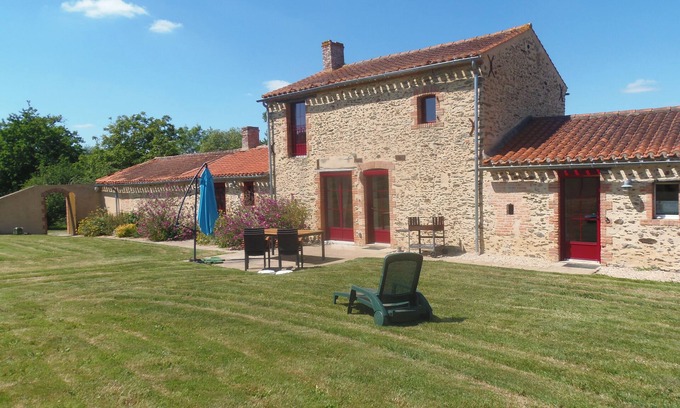 Falleron Cottage | COTTAGE 7 people BETWEEN LAND and SEA BETWEEN LAND AND OCEAN