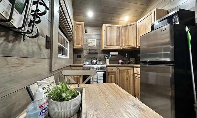 Old Forge Cottage | Cottage "8th Lake" 2-bedroom cottage at The Lakes Old Forge.