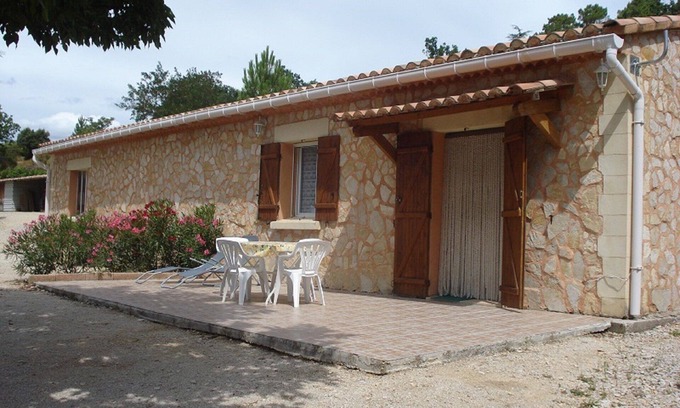 Bedoin Cottage | Cottage at the foot of Mont Ventoux with swimming pool