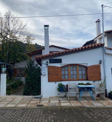 Trapeza Apartment | Cottage house with incredible view