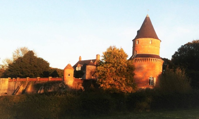Wierre-au-Bois House | cottage in the park of a castle(manor)