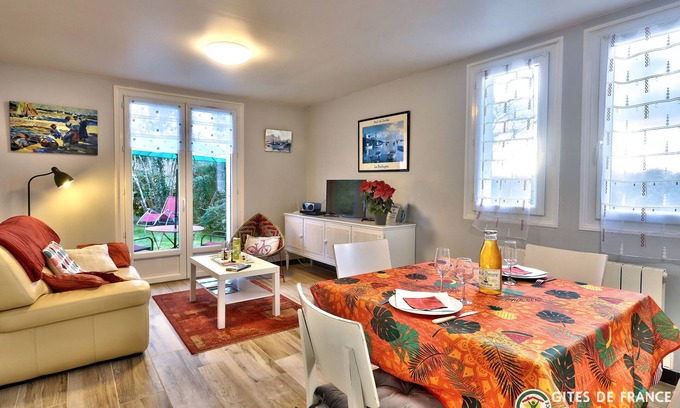 La Foret-Fouesnant Cottage | Cottage of Suzette -