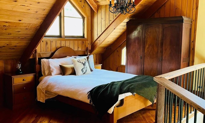 Sawmill Settlement Cottage | Cottage on Sawmill settlement
