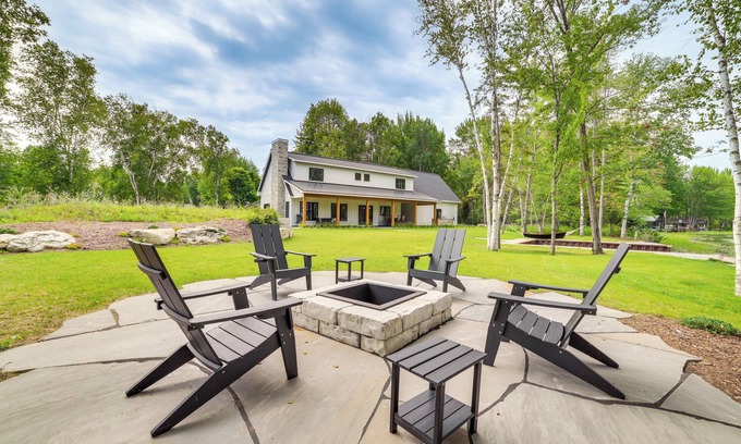 Alanson Cottage | Cottage on Crooked River w/Dock + Slip!