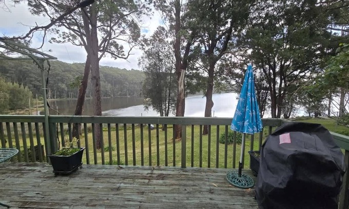 Burrill Lake House | Cottage On The Lake S