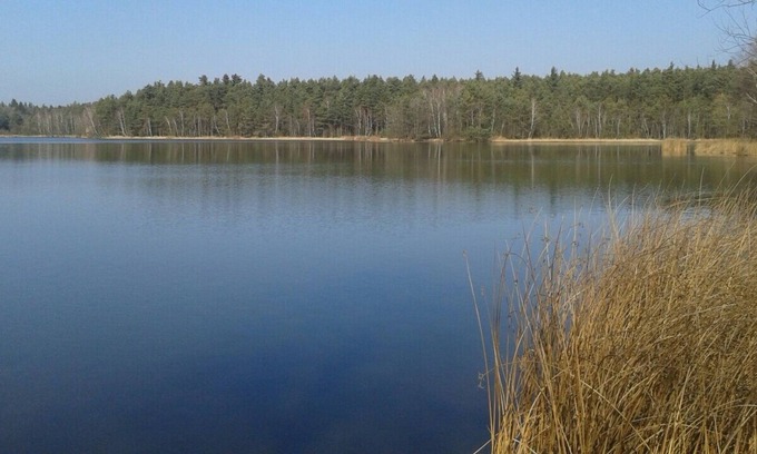 Neubau House | Cottage on the lake with beach in the system, 4 persons