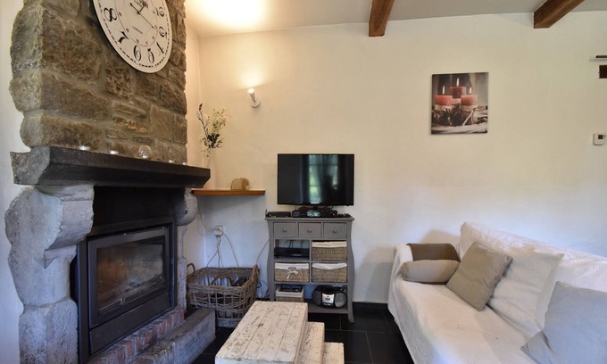 Clavier Cottage | Cottage with Bubble Bath