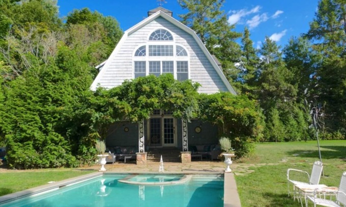 Englewood House | Country Carriage House ONLY 15 MIN TO NYC Great for Families, Couples, Reunions