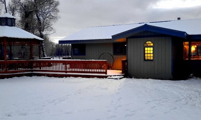 Twin Bridges House | Country Home located on 20 Acres