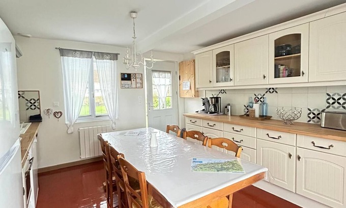 Tocqueville-sur-Eu Cottage | Country house