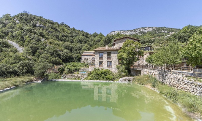Oden Villa | Country House 'Balcony' with Lake View, Wi-Fi and Air Conditioning