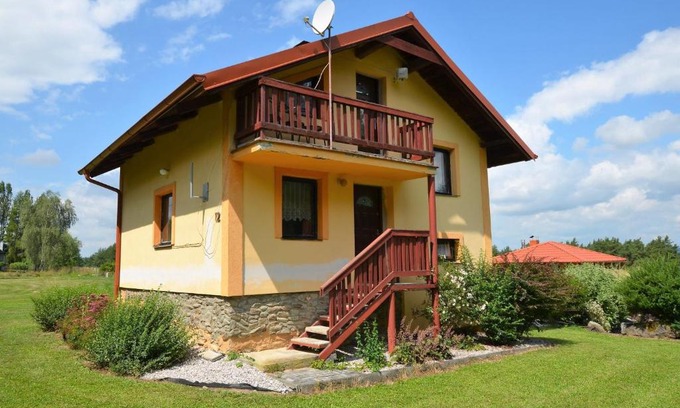 Konstantinovy Lazne House | Country House in Czech Forest with Pool
