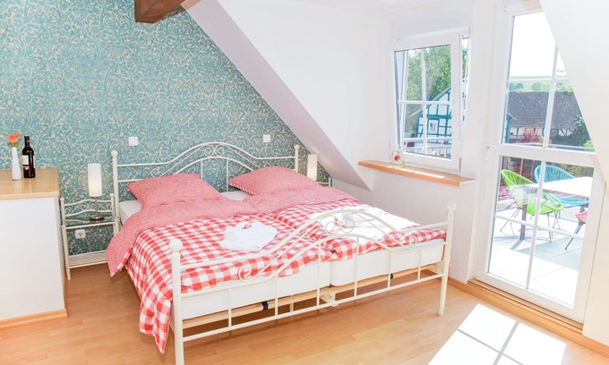 Homberg Apartment | Country house in Rinnetal: Duplex apartment Rapunzel with south-facing balcony