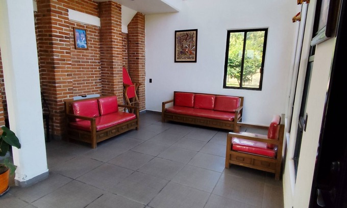Ayala House | Country house with pool! Everything you need!