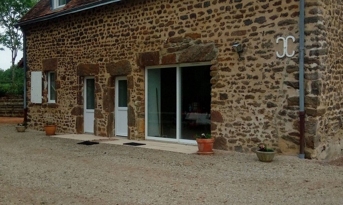 Segrie House | Country house with independent batisse