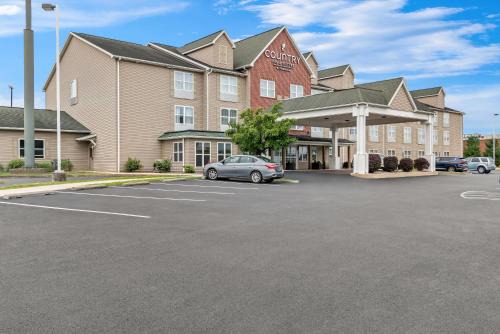 Chambersburg Hotel | Country Inn & Suites by Radisson, Chambersburg, PA