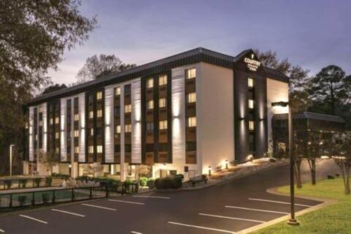Williamsburg Hotel | Country Inn & Suites