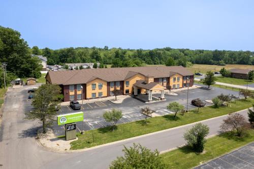 Mount Orab Hotel | Countryside Inn and Suites