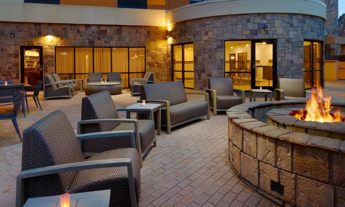 Conyers Hotel | Courtyard Atlanta Conyers