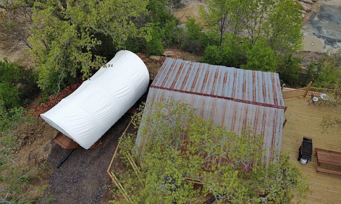 Mineral Wells Cabin | Covered Wagon in Mineral Wells