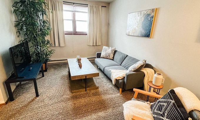 Roosevelt Apartment | Cozy 1-Bedroom Close to NDSU and Downtown (APT 2)