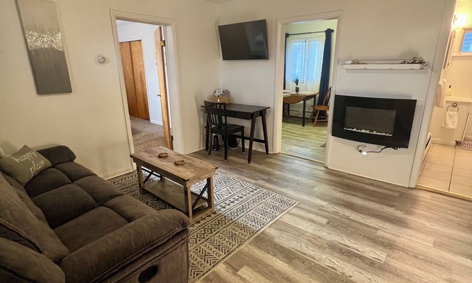 Corning Apartment | Cozy 1-bedroom flat in lovely Corning