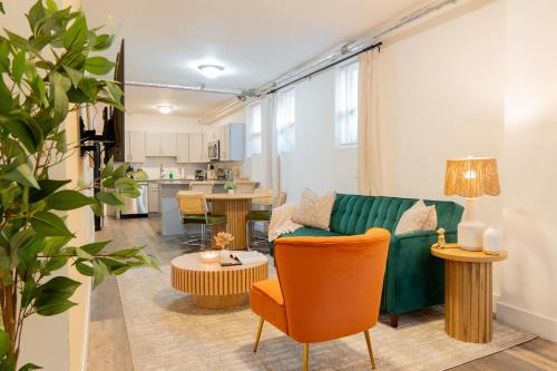 The Heights Apartment | Cozy 1BR Apt Free Garage Parking Near NYC