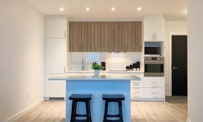 Waterloo Apartment | Cozy 1BR Condo w/Insuite LDRY, Gym & Free Parking