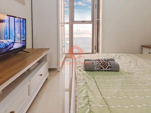 Pantai Indah Kapuk Apartment | Cozy 1BR Gold Coast PIK with Pool, Gym, Netflix by 2ndHome
