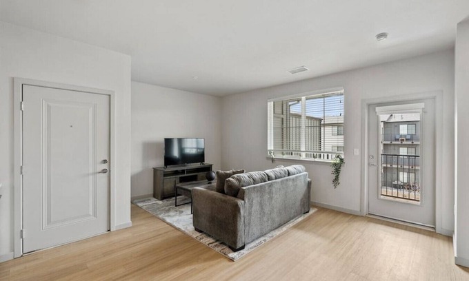 Dupont Apartment | Cozy 1BR Near Denver International