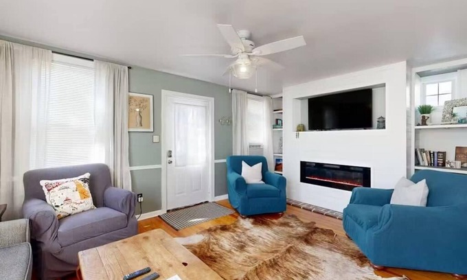 North Beach Apartment | Cozy 1st Level Beach House - Walk Everywhere