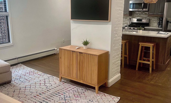 Upham's Corner Condo | Cozy 2 Bed Condo with 2 Parking Spots and Washer-Dryer