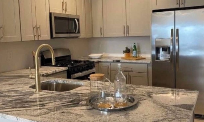 Ewing Apartment | Cozy 2-bedroom apartment with AC and WiFi in pleasant Ewing Township