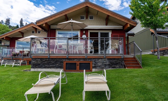 Central Okanagan Villa | Cozy 2 Bedroom Villa at Casa Loma Lakeshort Resort