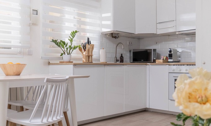 Golden Triangle of Art Apartment | Cozy 2BR Duplex - 2 min. walk to Plaza Santa Ana