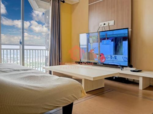 Cikarang Apartment | Cozy 2BR Trivium Apt pool & wifi