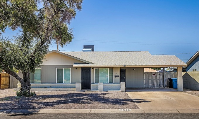 Alhambra House | Cozy 3BR House Near Attractions & Shopping