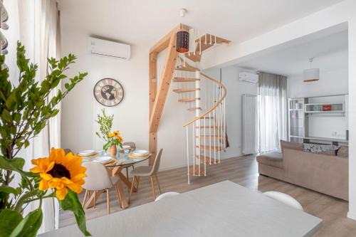 Acquabella Apartment | Cozy apartment 1 Min from new MM4 Argonne