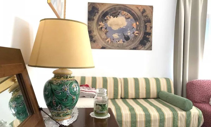 Portici Apartment | Cozy apartment - central within walking distance of Naples