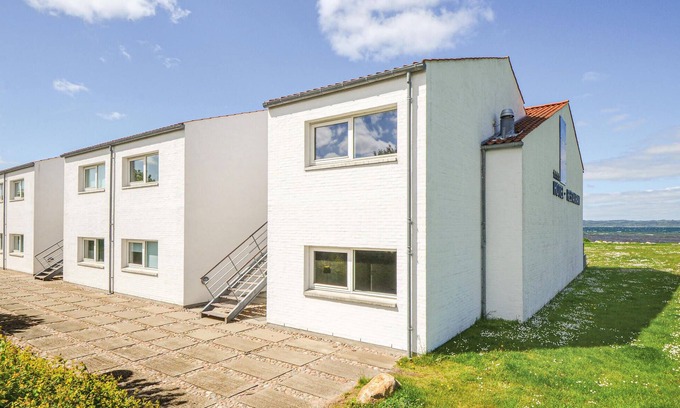 Syddjurs Kommune Apartment | Cozy apartment in Ebeltoft with sauna